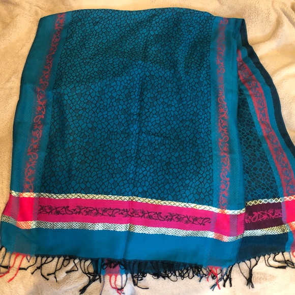 Embroidered Scarf - Picture 3 of 7